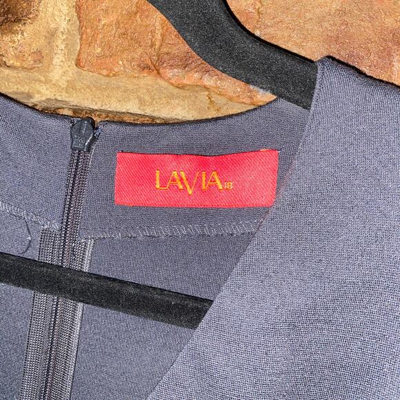LaVia 18 Gray Italian Long Sleeve Sheath V-Neck Dress Women's Size 40 US 6 - Picture 5 of 8